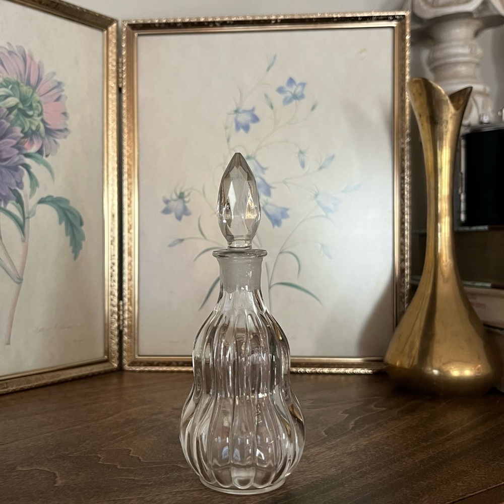 Fluted perfume bottle